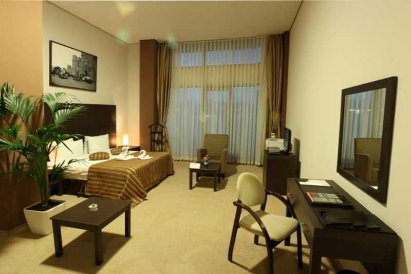 Royal Park Hotel Baku Ngoại thất bức ảnh