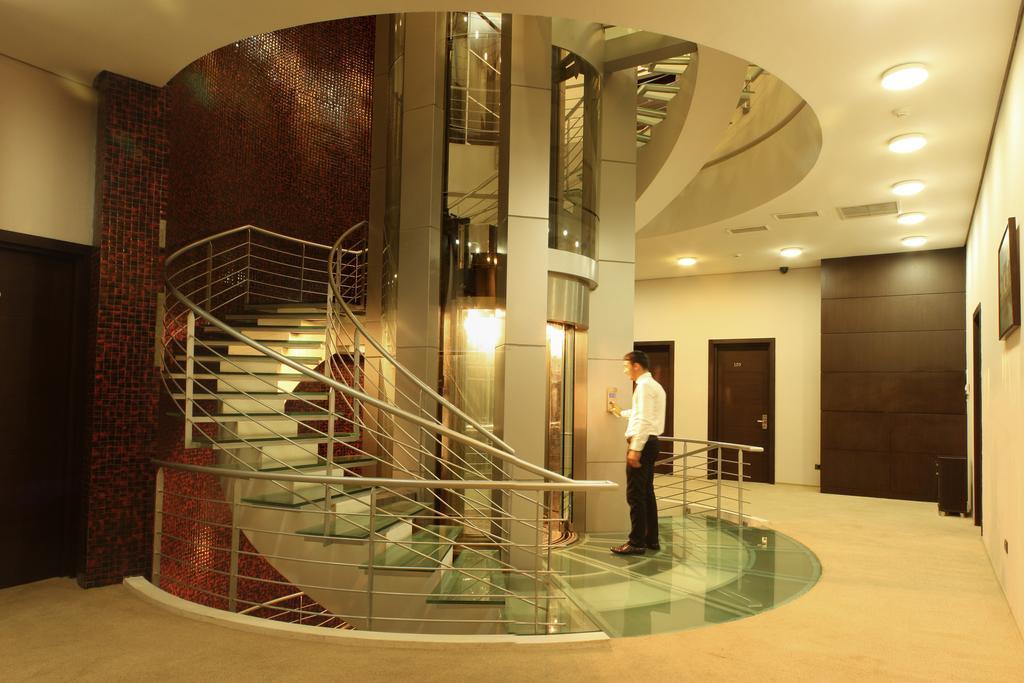 Royal Park Hotel Baku Ngoại thất bức ảnh